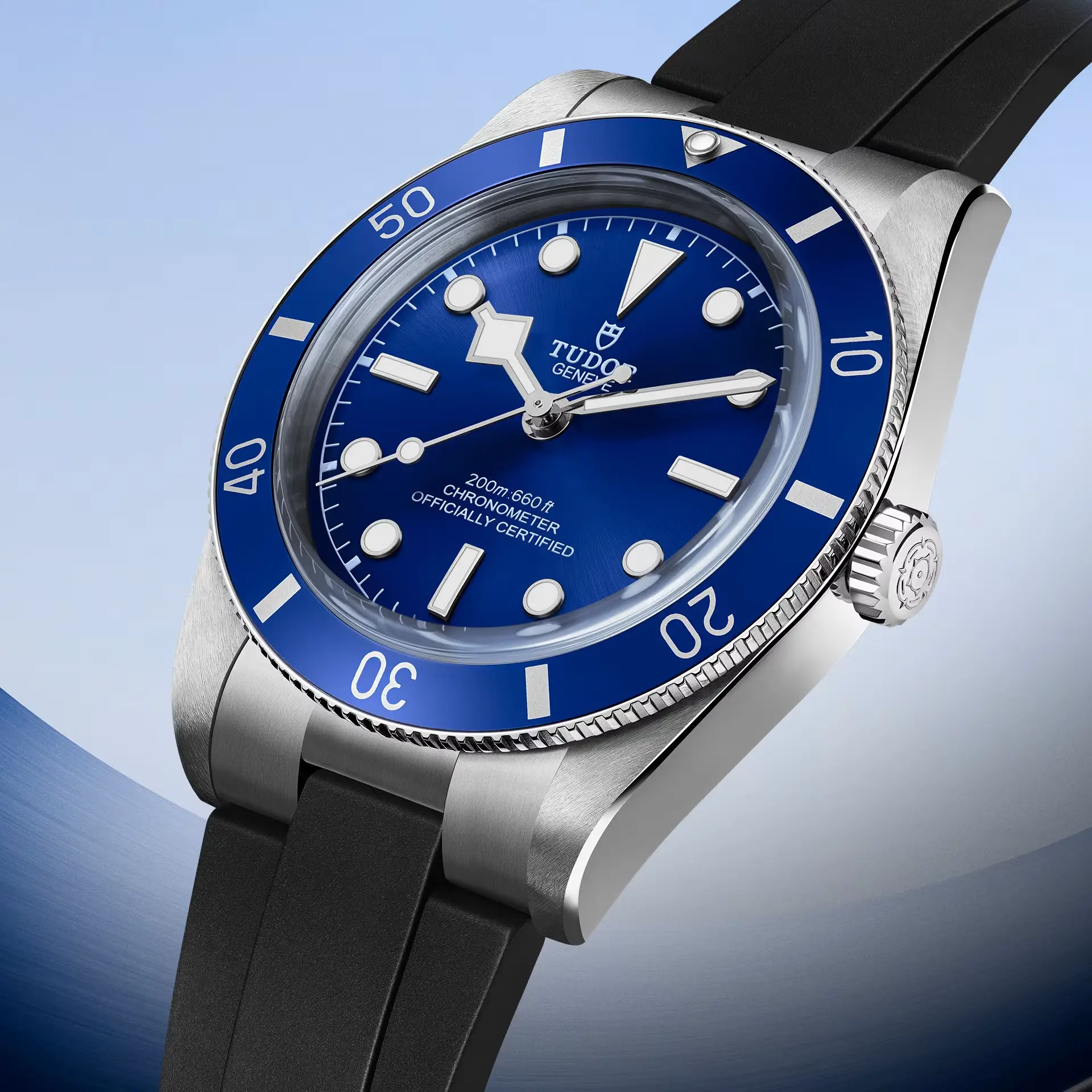Black Bay 54 boîtier en acier, 37 mm cadran bleu